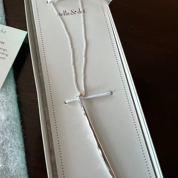 Stella & Dot Kari Layered Necklace Silver NWT - Picture 5 of 5